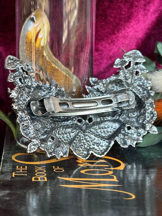 CEMETERY GARDEN HAIR CLASP - Mother of Hades Romantacy