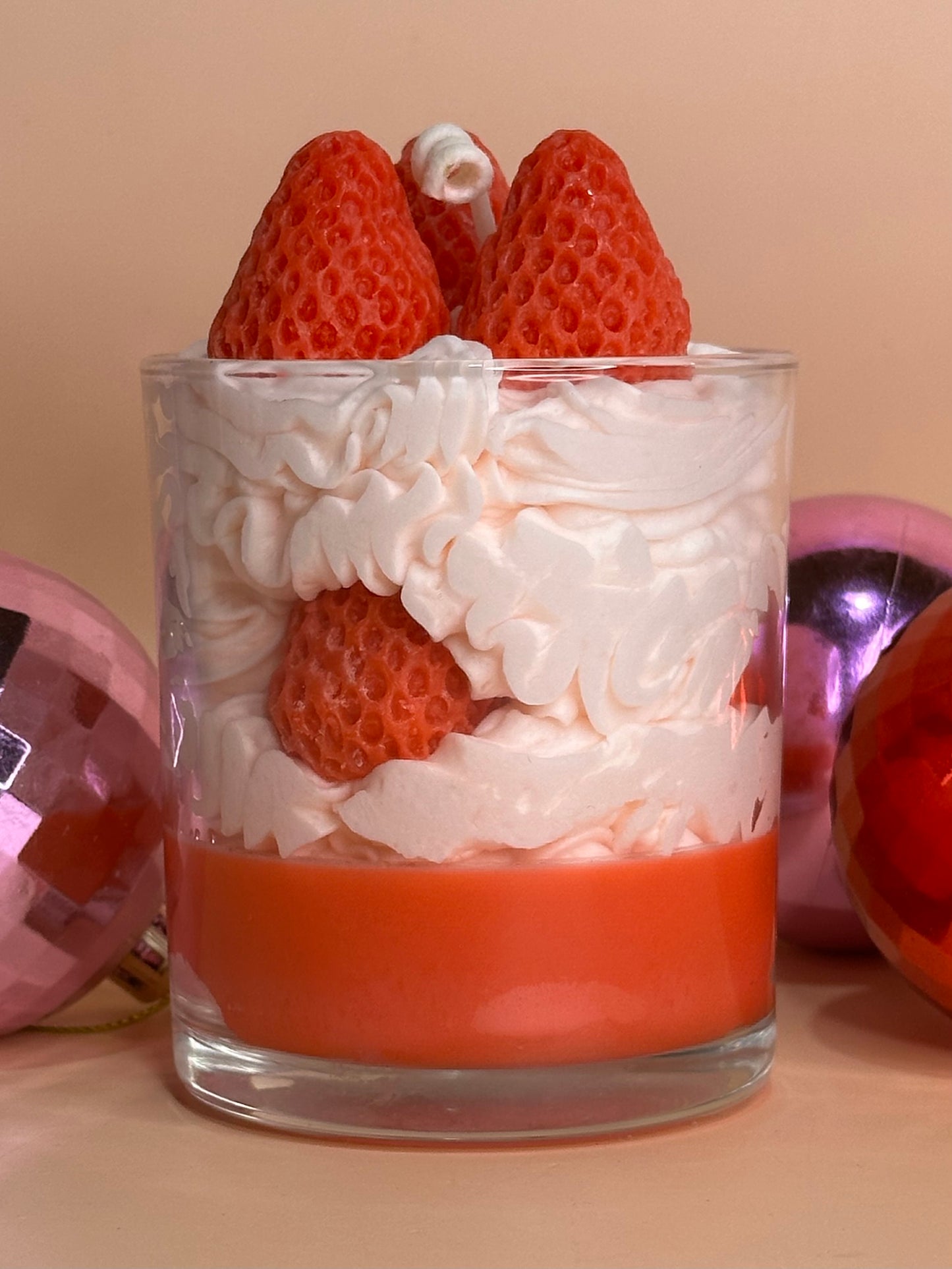 STRAWBERRY PARFAIT - soy candle