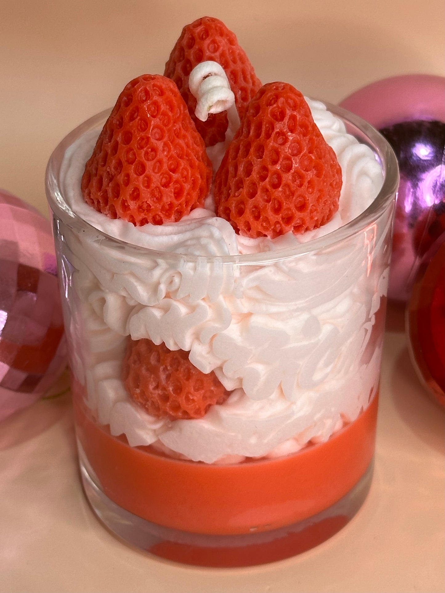 STRAWBERRY PARFAIT - soy candle