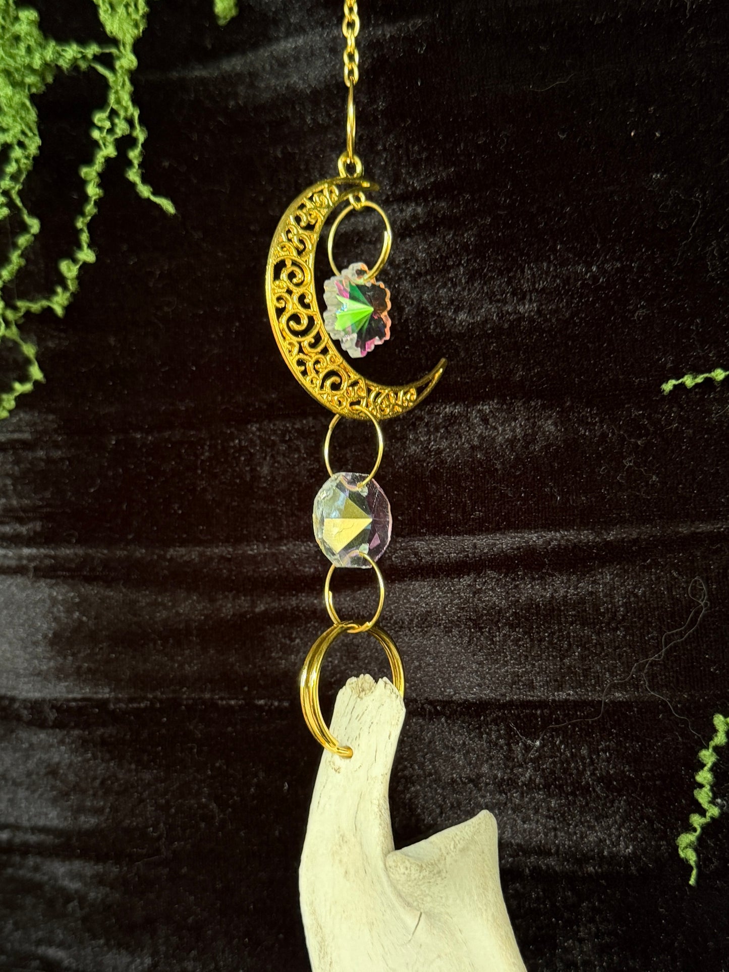 SHEEP MANDIBLE BONE SUN CATCHER