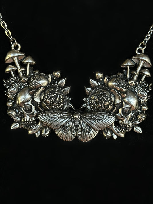CEMETERY GARDEN - Mother of Hades Romantacy Necklace
