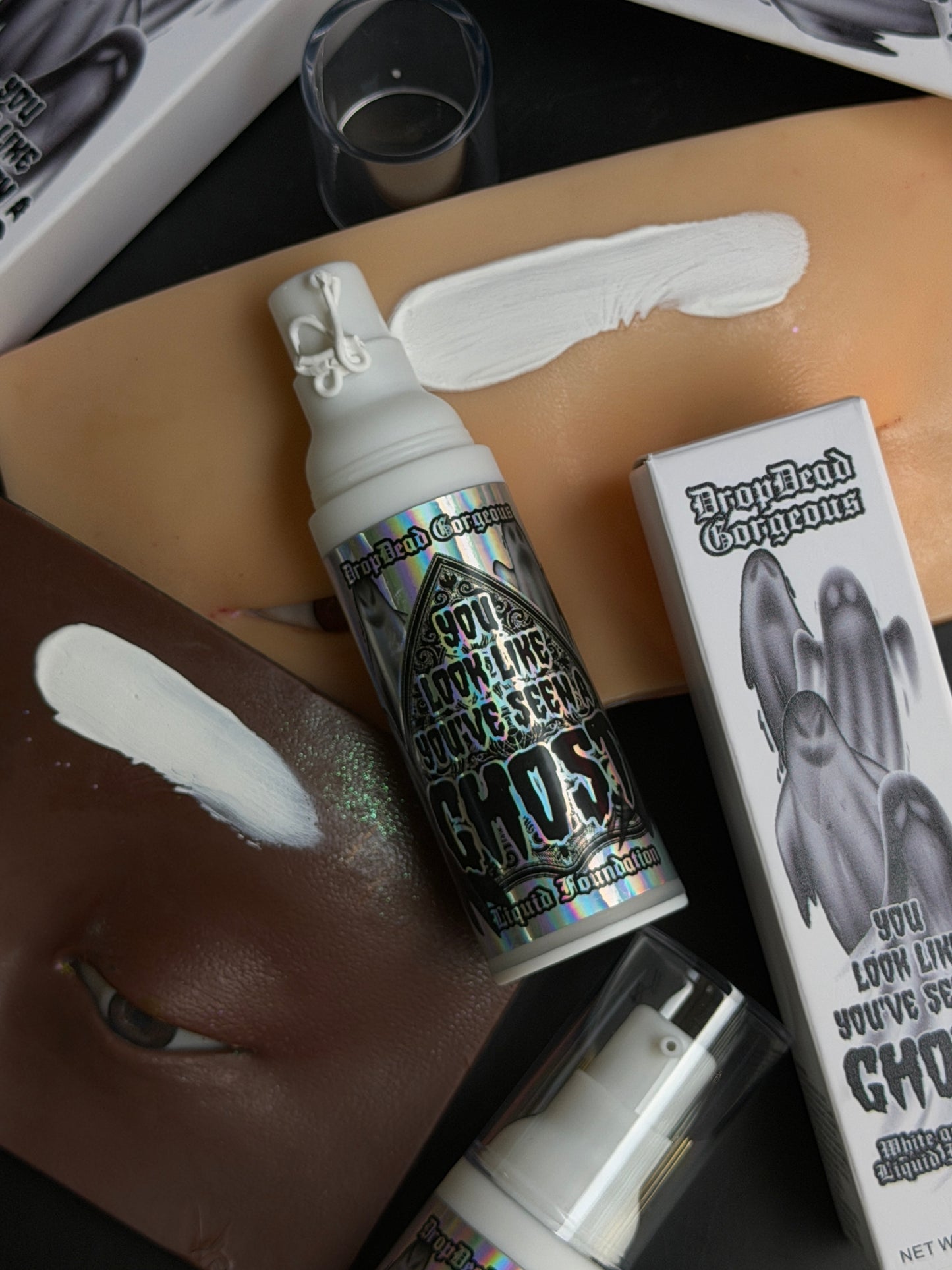 YOU'VE SEEN A GHOST - White Liquid Foundation