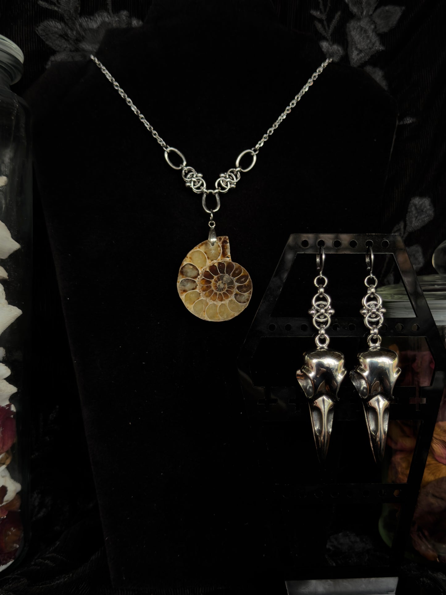 CARRION - Bird Skull Pendant Ear Hanger