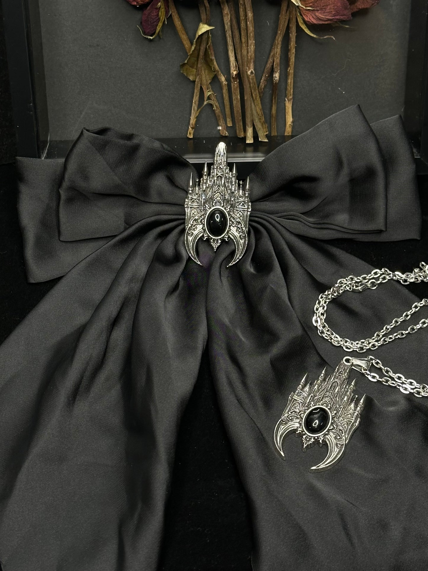 CATHEDRAL WINDOW - Mother of Hades Romantacy Bow & Brooch