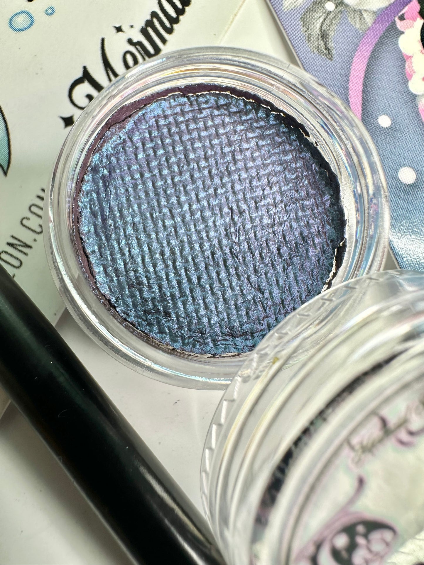 COUNTESSA - IRIDESCENT CryBaby Aqua Liner