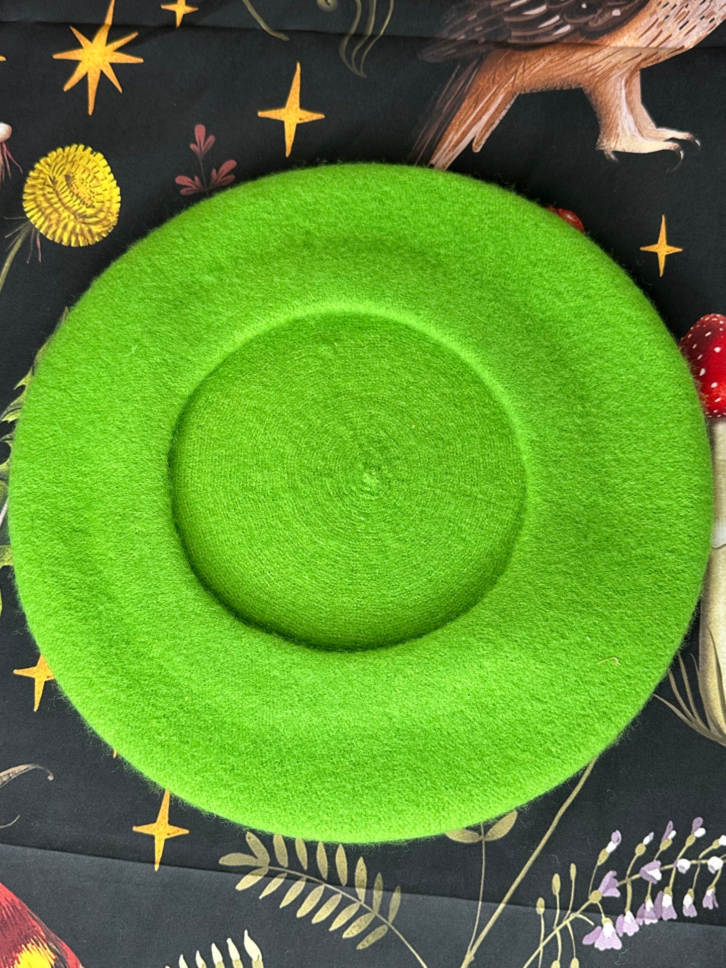 LIVE LAUGH LUCIFER BERET - Green Lucifer Beret