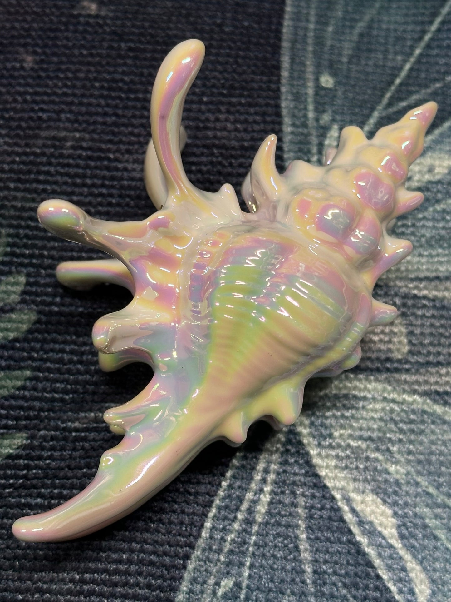 SHELLY - Iridescent Shell Hair Clip