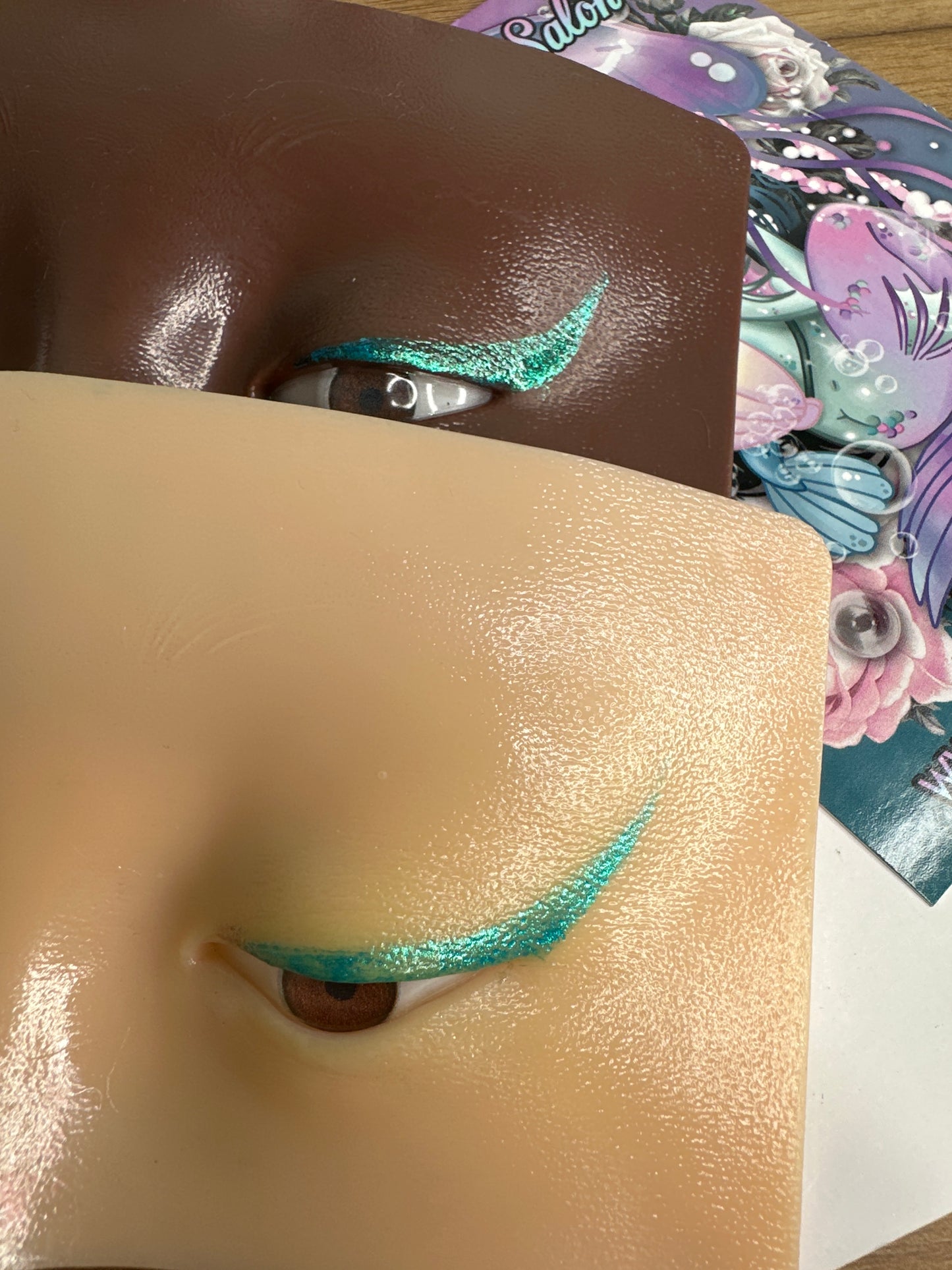 DISCO - IRIDESCENT CryBaby Aqua Liner